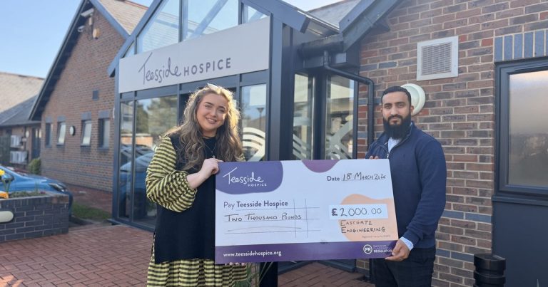 'Eastgate in Bloom' raises £2,000 for Teesside Hospice